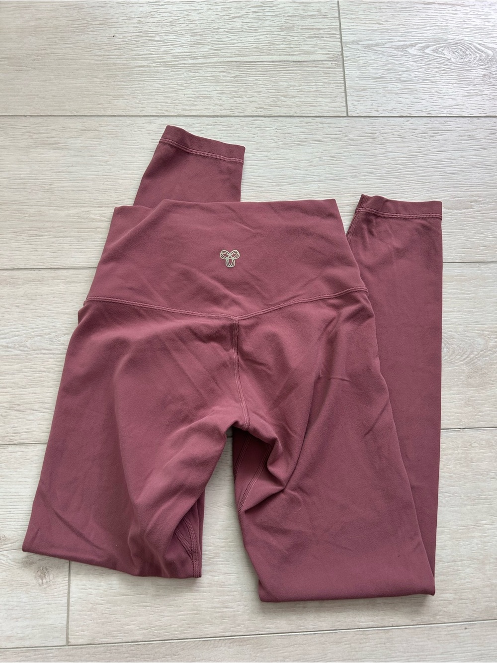 Aritzia Golden Butter Leggings